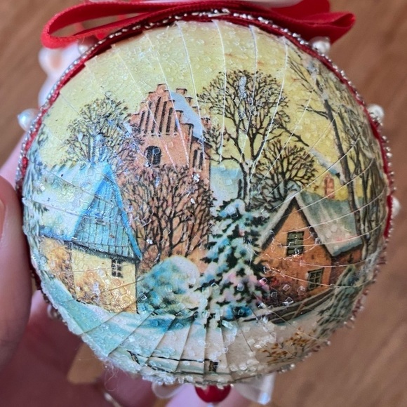 Set of 3 Vintage Christmas Ornaments Santa Mask Mouse Holiday Ball - Picture 3 of 10